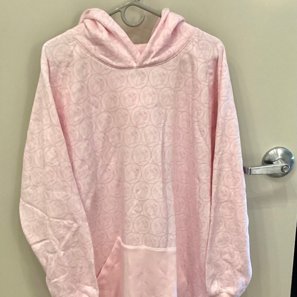 BUC-EE'S Tops - Buc-ee’s Oversized Pink Hoodie Sweatshirt Womens Size Large L to XL Soft